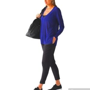LULULEMON athletica Get Low Long Sleeve vneck mesh top